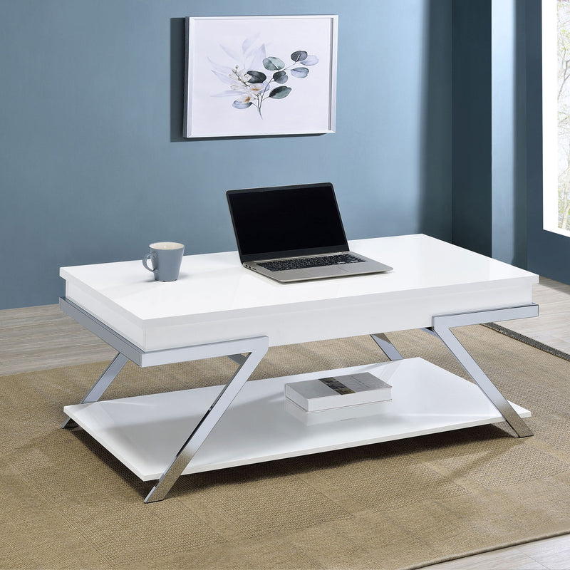 Briana - Table