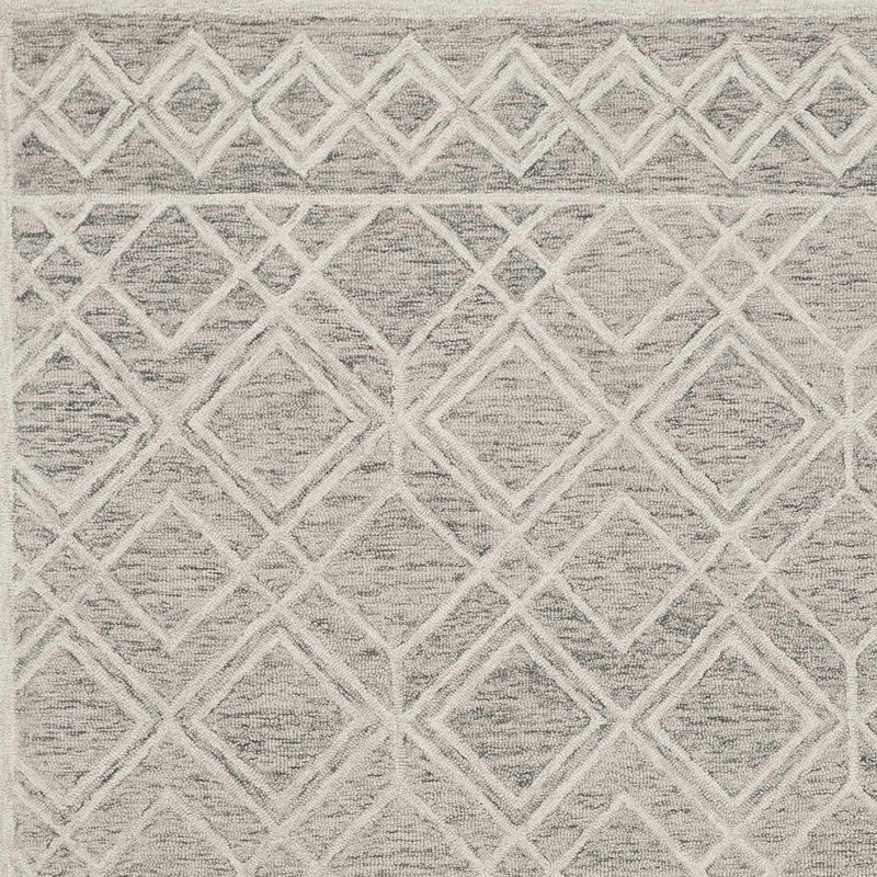 8' X 10' Sand Beige And Ivory Wool Geometric Hand Tufted Area Rug