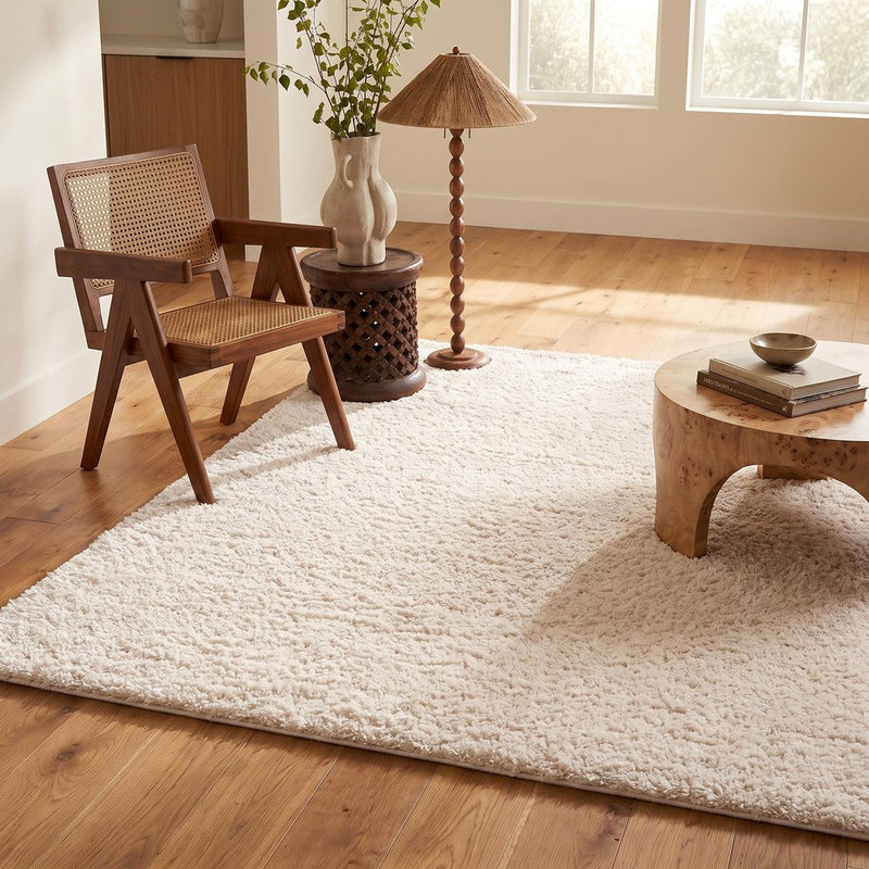 7' X 9' Ivory Modern Solid Shag Area Rug