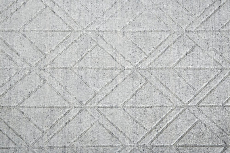 4' X 6' White and Silver Geometric Hand Woven Area Rug