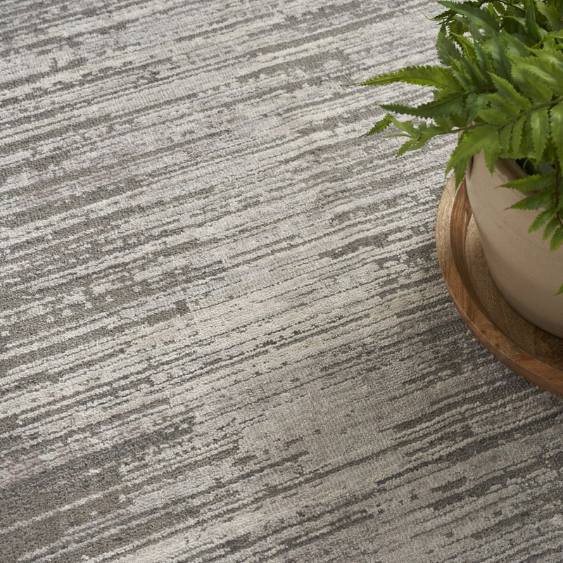 8' X 10' Gray And White Abstract Area Rug With Fringe