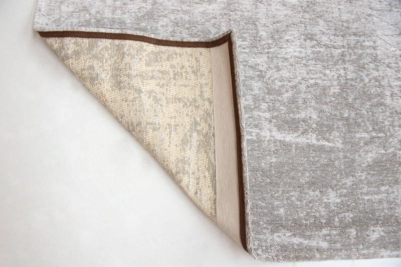 10' Gray And White Chevron Runner Rug