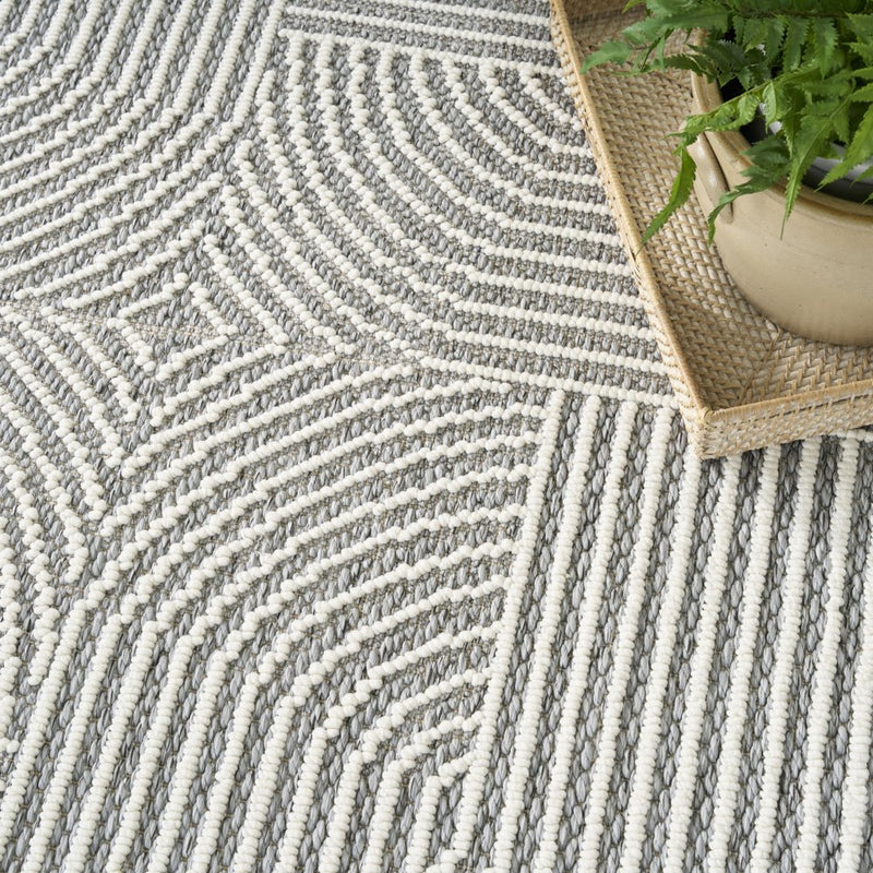 5' X 7' Gray Geometric Power Loom Area Rug