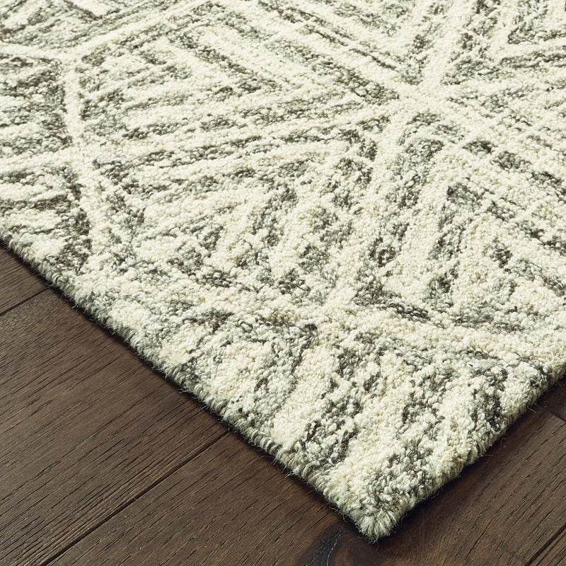 5' X 8' Gray And Ivory Wool Geometric Hand Tufted Area Rug