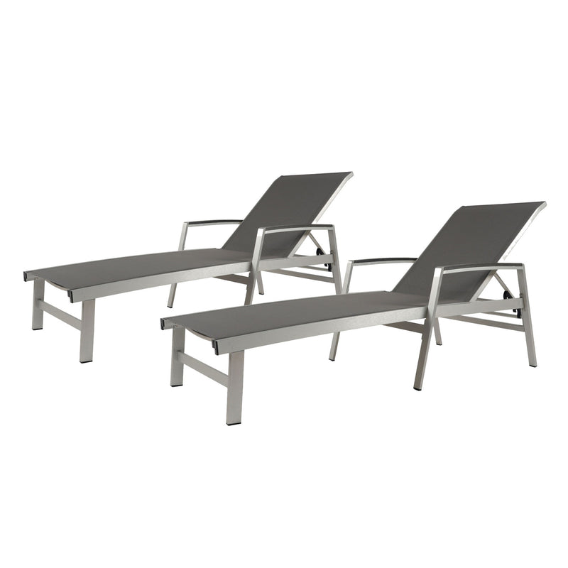Oaxton - Chaise Lounge